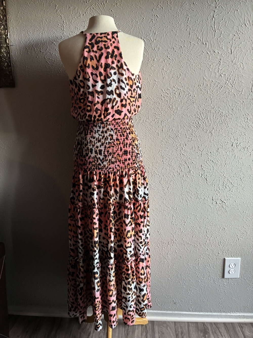 BuddyLove Izzy DREAMSICLE .Leopard Print Maxi Dress Pink Smocked Boho Size M. - Picture 13 of 16